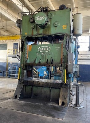 DANLY S2-300-84-54 Straight Side Presses | Tight Tolerance Machinery